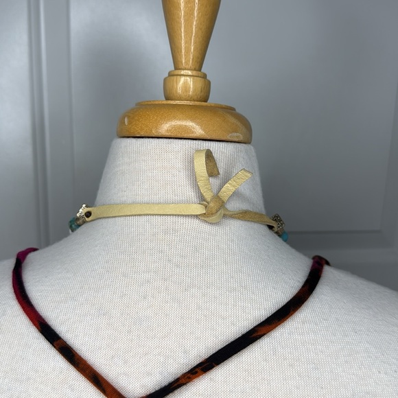 Native American Handmade Necklace - Picture 5 of 5